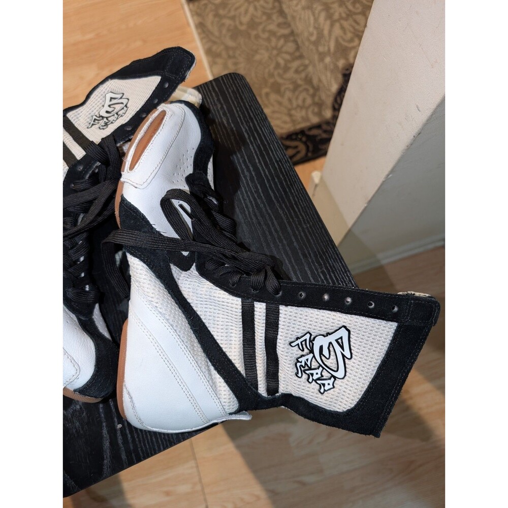 Frontline Brian Friedman dance shoes Size 7 White/black Hip-Hop Capezio - Picture 10 of 15